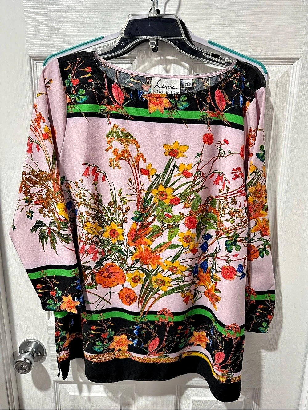 Linea by Louis Dell'Olio Exotic Floral Print Top Pink & Black Size 12